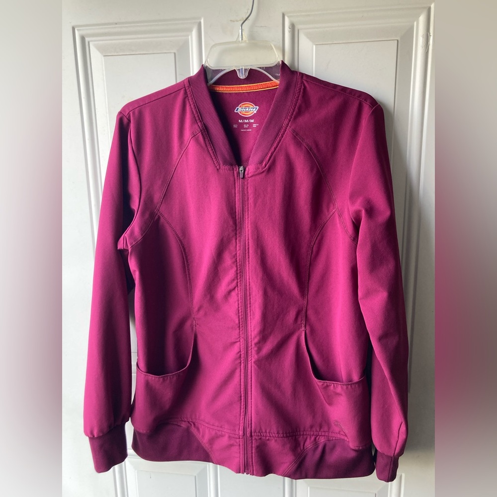 Dickies Maroon scrub jacket M